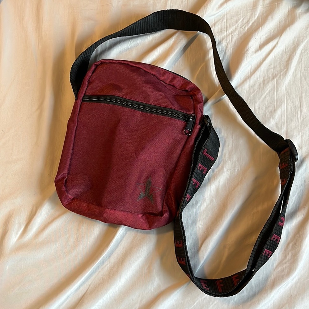 Jeffrey Star Unicorn Blood Unisex Crossbody